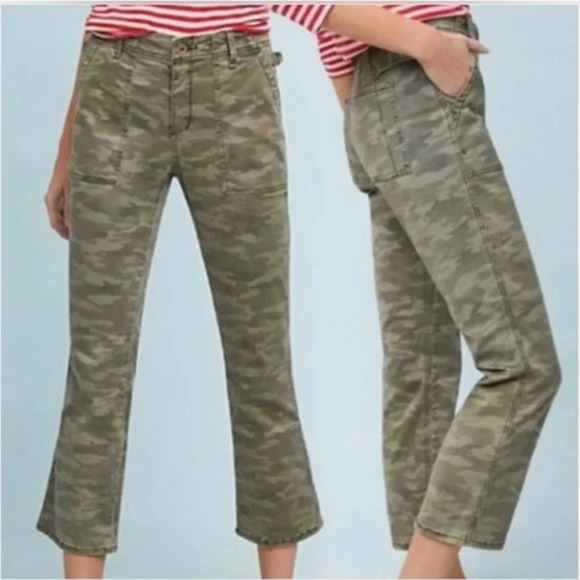 Anthropologie  Cropped Camo Flare Utility Pants Size 27 - Picture 2 of 8